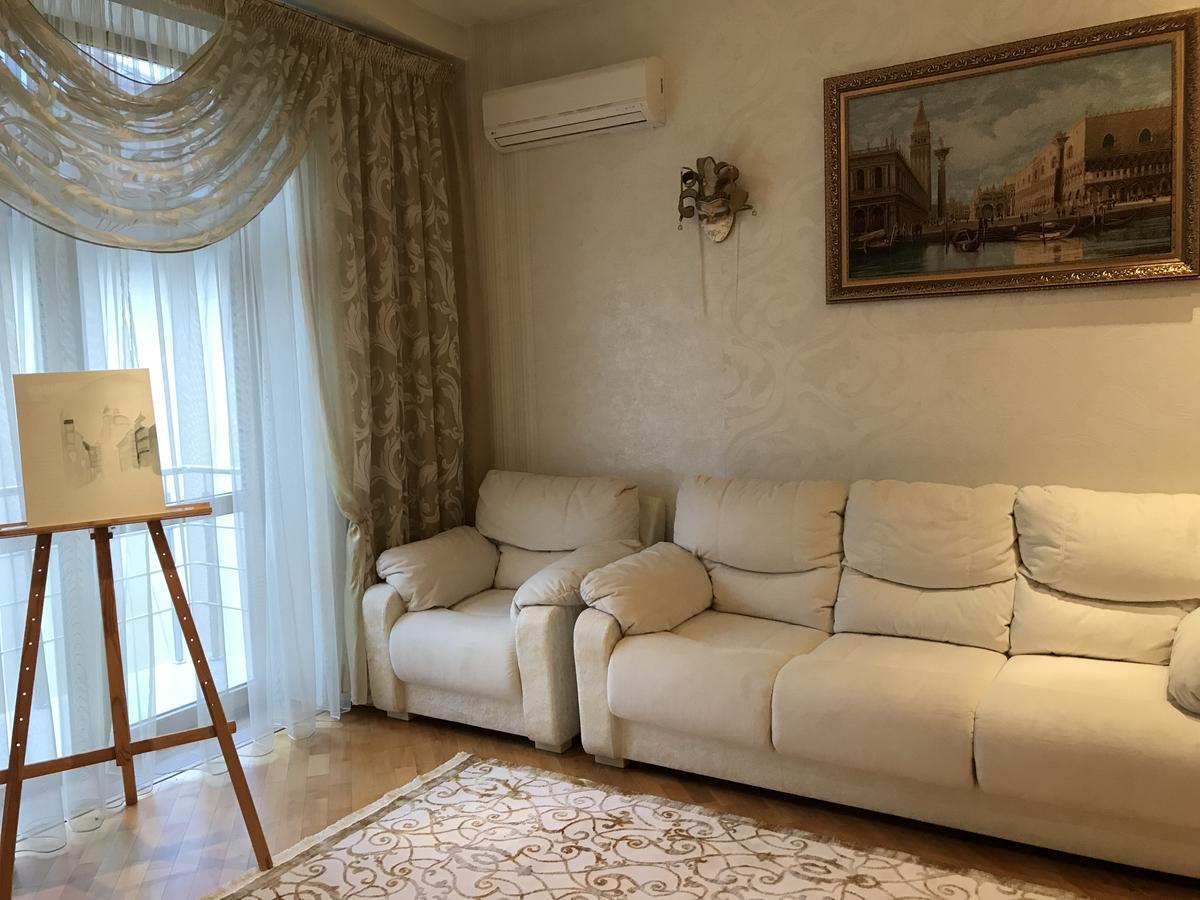 Дворівневі Апартаменти Antique Ternópil Exterior foto