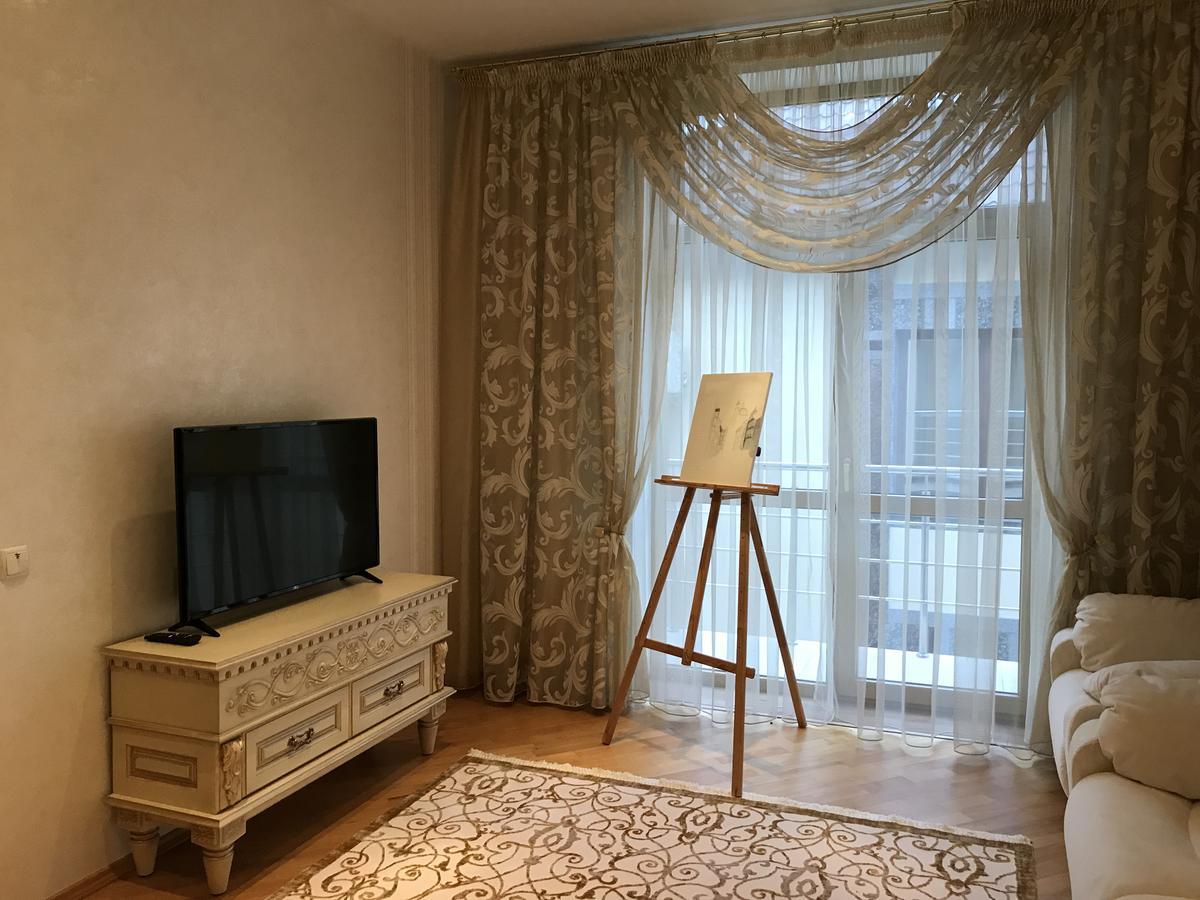 Дворівневі Апартаменти Antique Ternópil Exterior foto